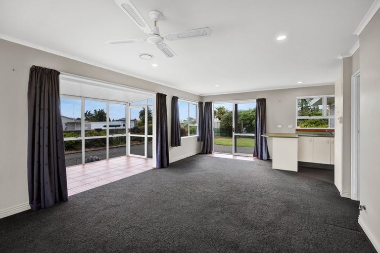 Photo of property in 7b Miro Street, Inglewood, 4330