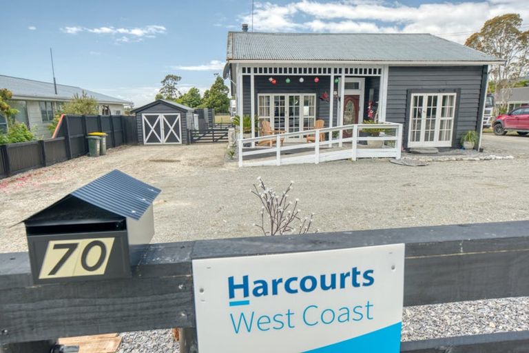 Photo of property in 70 Moorhouse Street, Ross, 7812