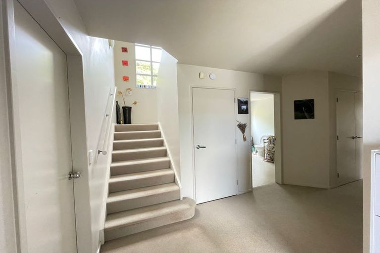 Photo of property in 65 Meadowcroft Grove, Johnsonville, Wellington, 6037