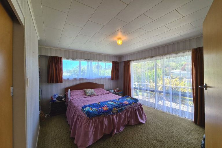 Photo of property in 68 Watt Street, Coromandel, 3506