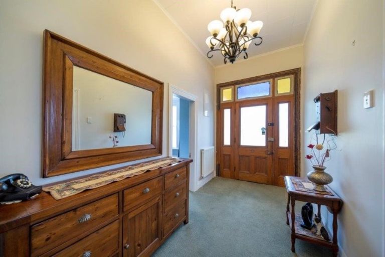 Photo of property in 46 Regan Street, Stratford, 4332