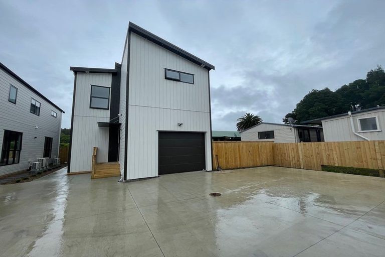 Photo of property in 40e Evelyn Place, Hillcrest, Auckland, 0627