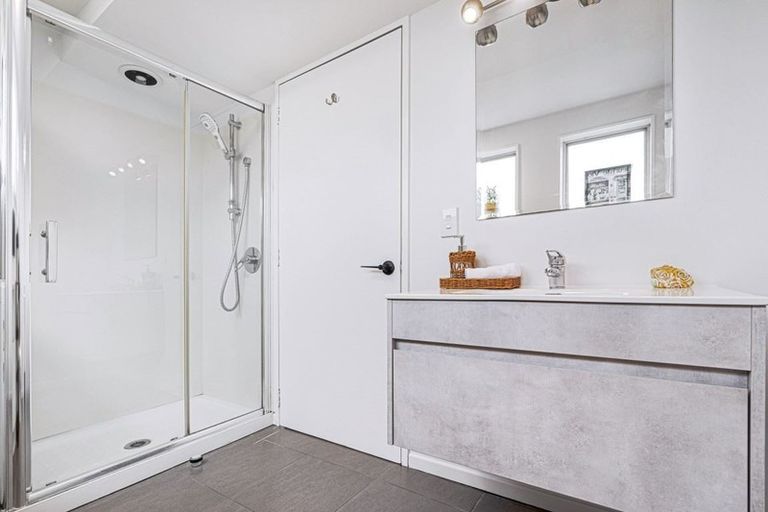 Photo of property in 2/106 Barrington Street, Somerfield, Christchurch, 8024