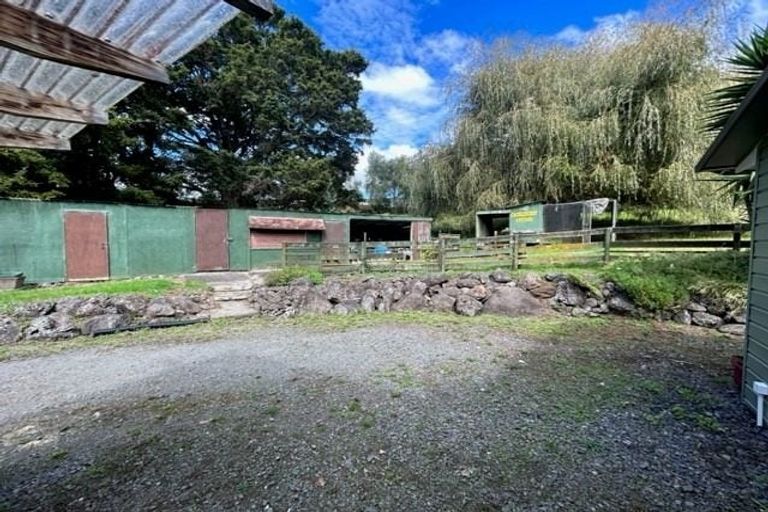Photo of property in 397 Tauraroa Road, Maungakaramea, Whangarei, 0178