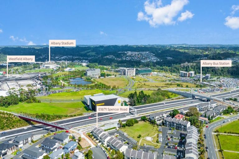 Photo of property in 18e/71 Spencer Road, Oteha, Auckland, 0632