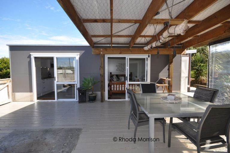 Photo of property in 76 Komiti Road, Tinopai, 0593