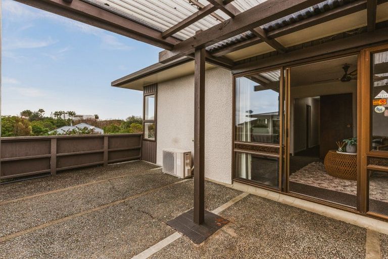 Photo of property in 1/34 Busby Hill, Havelock North, 4130