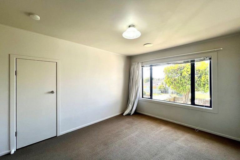 Photo of property in 28 Hooks Road, Manurewa, Auckland, 2102