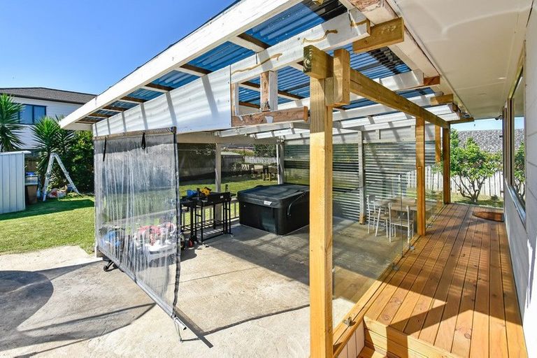 Photo of property in 28 Wayne Drive, Mangere, Auckland, 2022