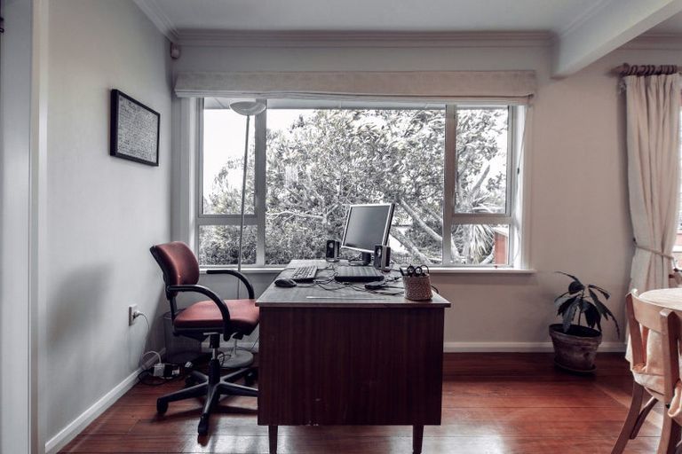 Photo of property in 39 Lincoln Terrace, Hokowhitu, Palmerston North, 4410