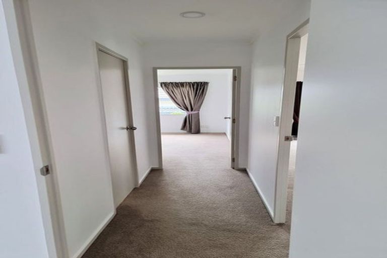 Photo of property in 3/520 Don Buck Road, Westgate, Auckland, 0614