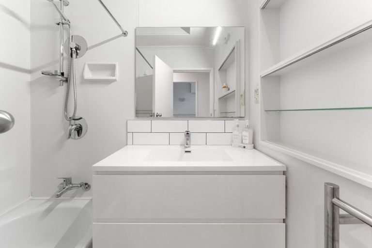 Photo of property in 2/55 Hawai Street, Two Mile Bay, Taupo, 3330