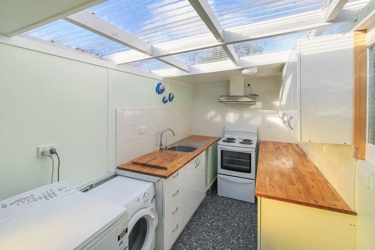 Photo of property in 2 Hennessy Street East, Foxton Beach, Foxton, 4815