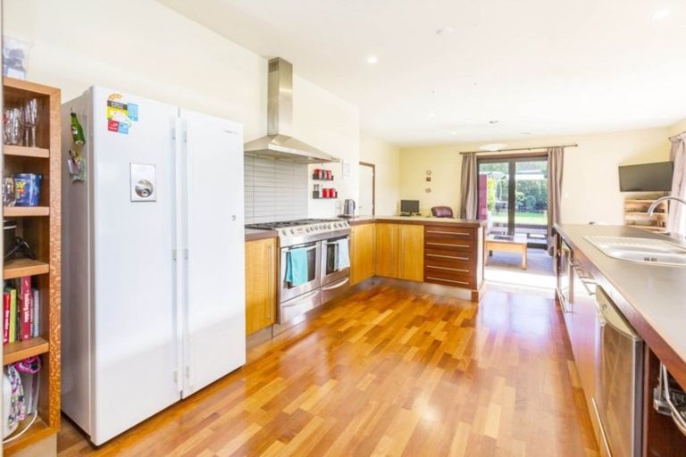 Photo of property in 46 Emerald Hill Drive, Birchville, Upper Hutt, 5018