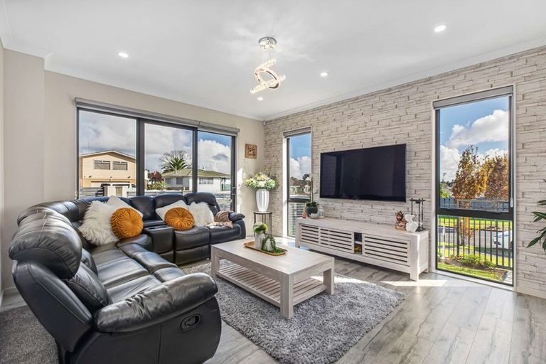 Photo of property in 14a Charntay Avenue, Clover Park, Auckland, 2019