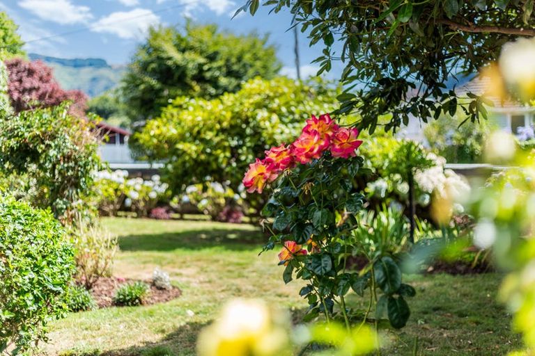 Photo of property in 19 Clyma Street, Elderslea, Upper Hutt, 5018