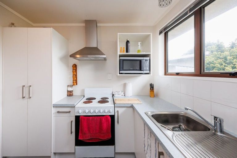 Photo of property in 1b John F Kennedy Drive, Milson, Palmerston North, 4414