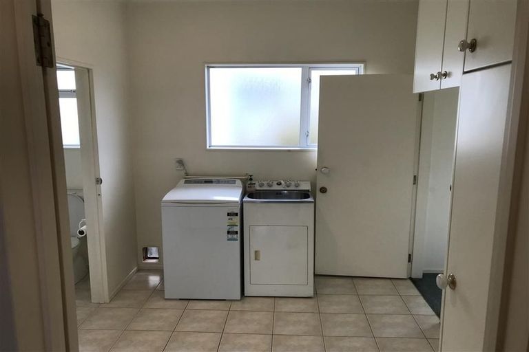 Photo of property in 14 Coleman Terrace, Hospital Hill, Napier, 4110