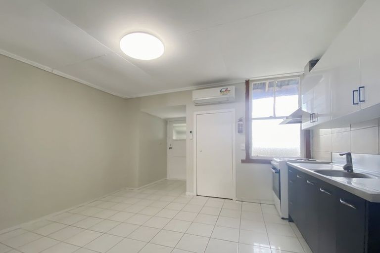 Photo of property in 60 Wilson Street, Newtown, Wellington, 6021