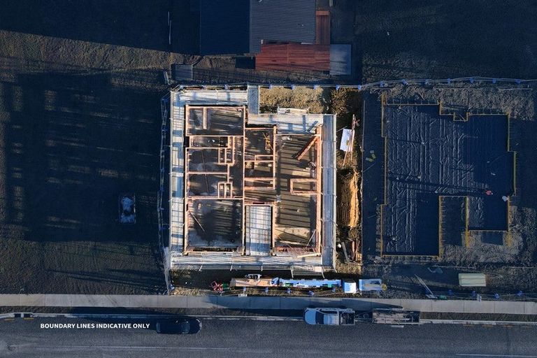 Photo of property in 14 Moonstone Street, Albert Town, Wanaka, 9305