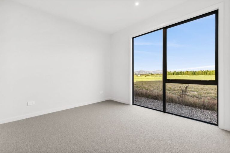 Photo of property in 14a Marjon Drive, Wanaka, 9305
