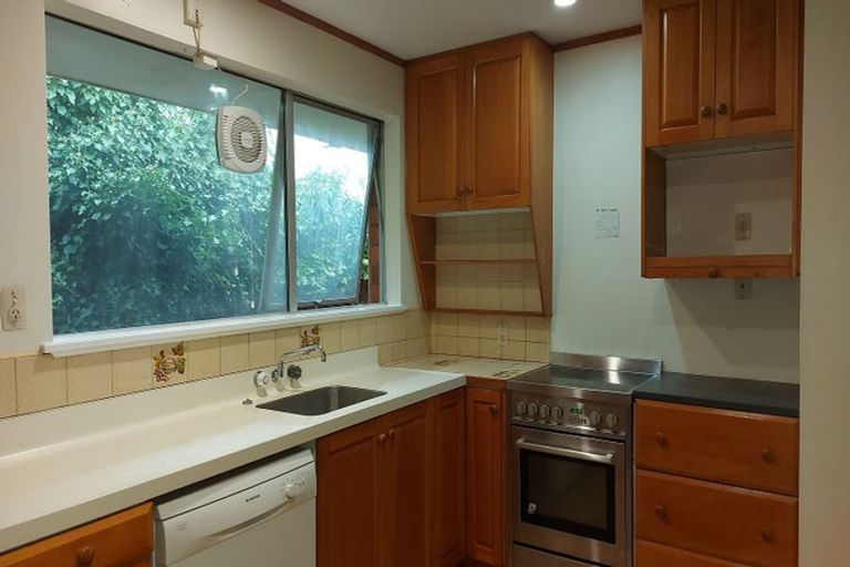 Photo of property in 7 Hillcrest Place, Avonhead, Christchurch, 8042