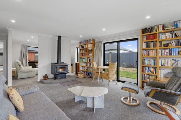 Photo of property in 24 King Street, Coalgate, 7673