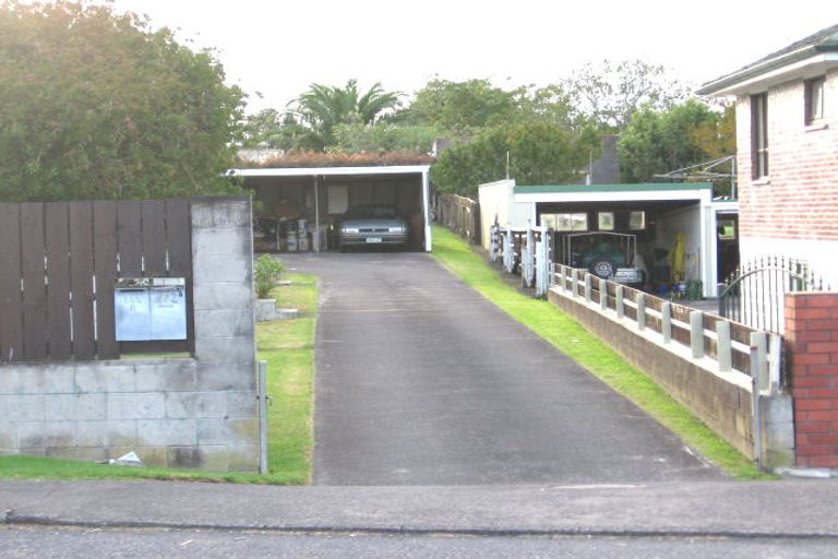 Photo of property in 462 Old Te Atatu Road, Te Atatu Peninsula, Auckland, 0610