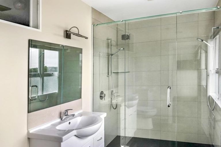 Photo of property in 11 Hillside Terrace, Saint Johns Hill, Whanganui, 4500