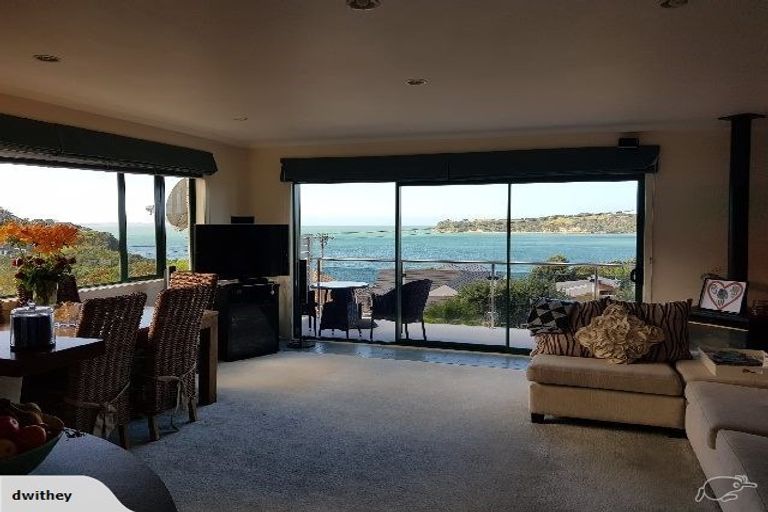 Photo of property in 8 Swann Beach Road, Stanmore Bay, Whangaparaoa, 0932