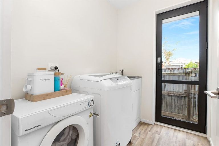 Photo of property in 118 Aldwins Road, Phillipstown, Christchurch, 8062