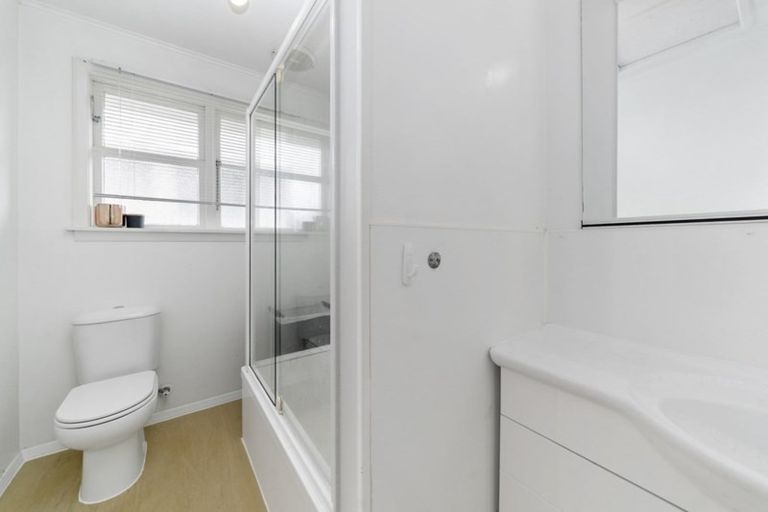 Photo of property in 4b Totara Street, Trentham, Upper Hutt, 5018