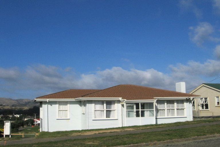 Photo of property in 83 Matatiro Street, Titahi Bay, Porirua, 5022