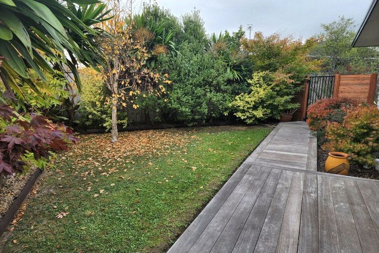 Photo of property in 84c Roy Street, Palmerston North, 4410