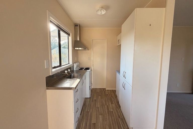 Photo of property in 32b Te Arawa Place, Welcome Bay, Tauranga, 3112