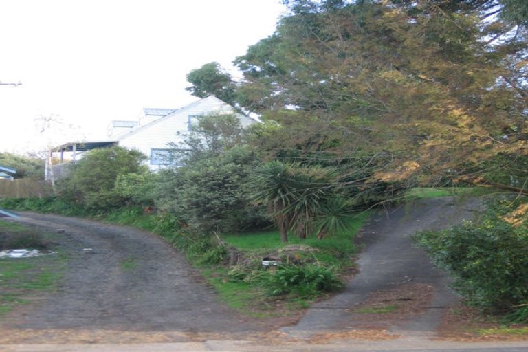 Photo of property in 2/348 West Coast Road, Glen Eden, Auckland, 0602