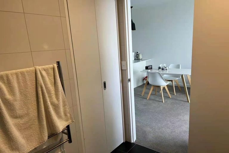 Photo of property in 403/19 Rawene Road, Birkenhead, Auckland, 0626