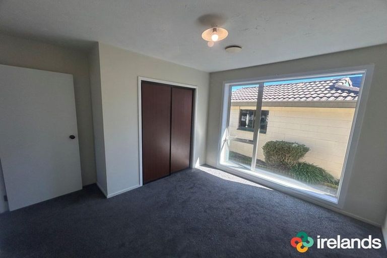Photo of property in 32 Cowes Street, Avondale, Christchurch, 8061