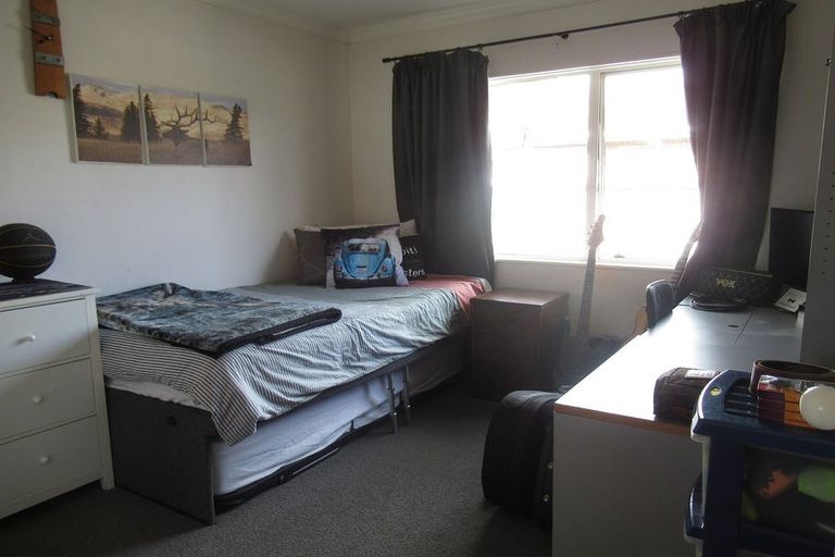 Photo of property in 133 Langdale Avenue, Paraparaumu, 5032