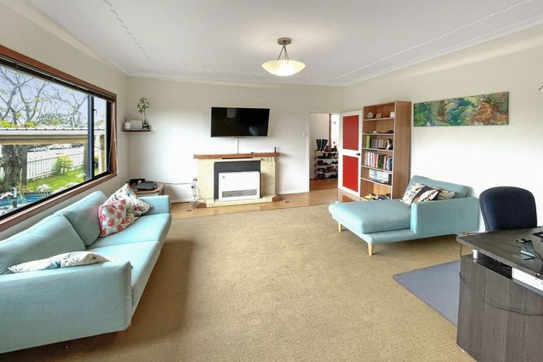 Photo of property in 20 Ngaio Street, Strandon, New Plymouth, 4312