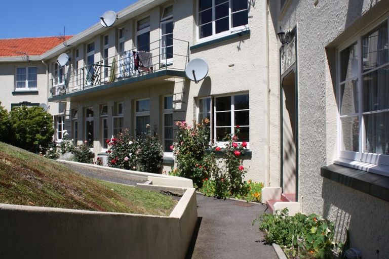 Photo of property in 4d Alva Street, Dunedin Central, Dunedin, 9016