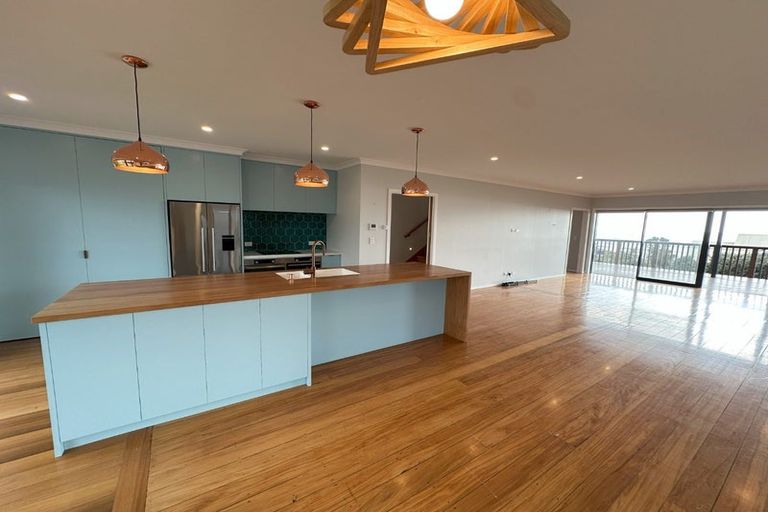 Photo of property in 50 Rosetta Road, Raumati South, Paraparaumu, 5032