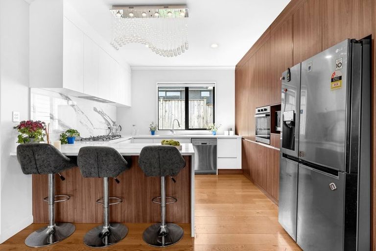 Photo of property in 98 Harriet Johnston Drive, Pokeno, 2402