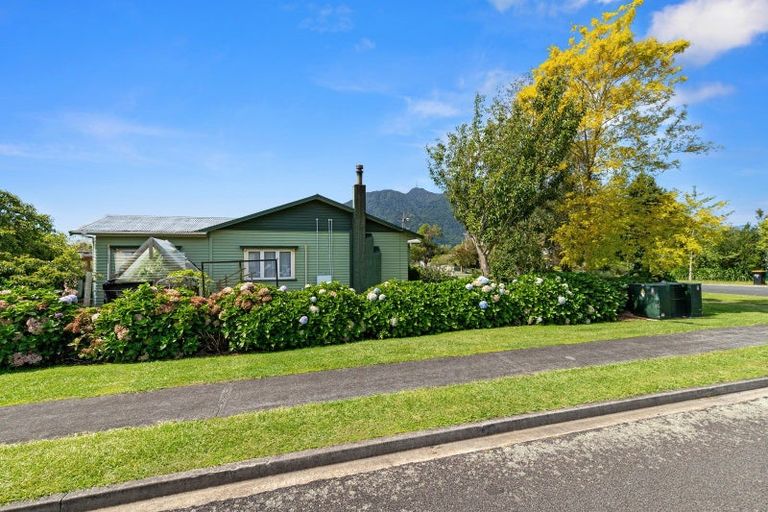 Photo of property in 38 Aroha View Avenue, Te Aroha, 3320