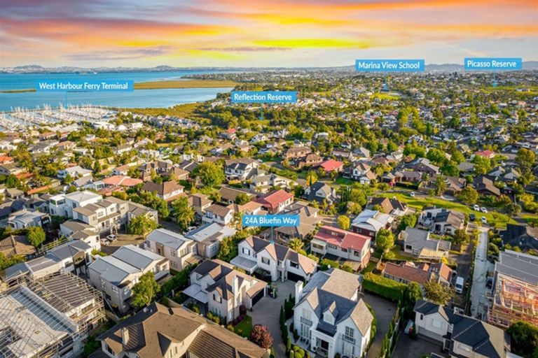 Photo of property in 24a Bluefin Way, West Harbour, Auckland, 0618