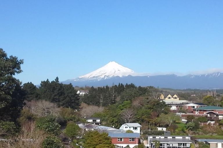 Photo of property in 163c Pembroke Street, Westown, New Plymouth, 4310