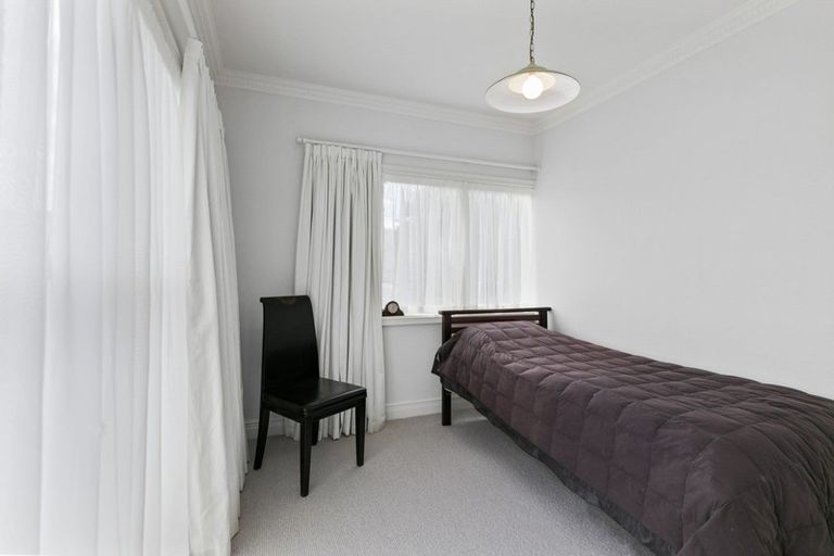 Photo of property in 46 Wai-iti Crescent, Woburn, Lower Hutt, 5010