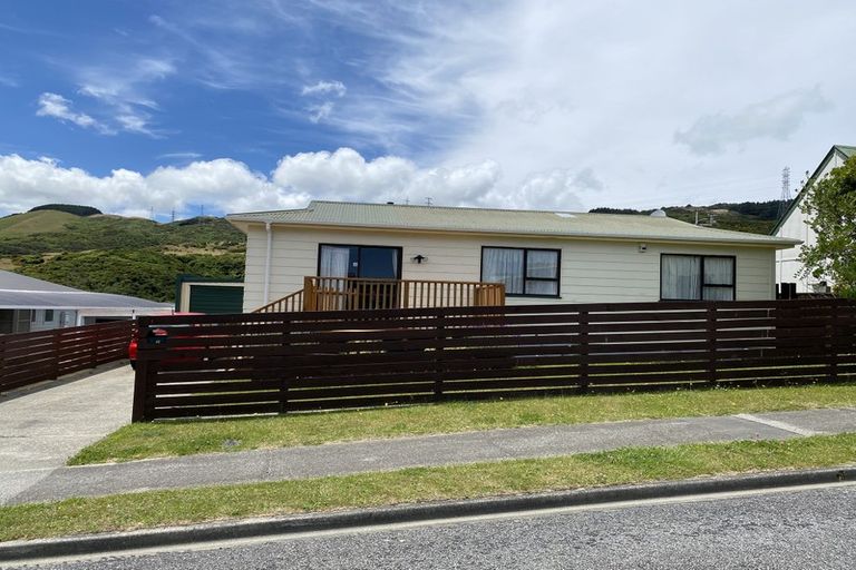 Photo of property in 41 Nassau Avenue, Grenada North, Wellington, 5028