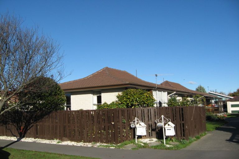 Photo of property in 2/57 Sarabande Avenue, Redwood, Christchurch, 8051