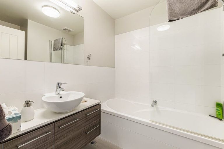 Photo of property in 57 Parkside Drive, Orewa, 0931